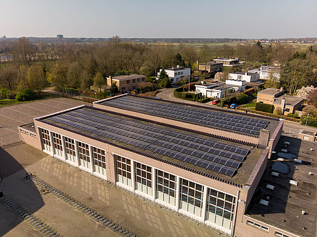 Una escuela holandesa invierte en energía sostenible de Autarco